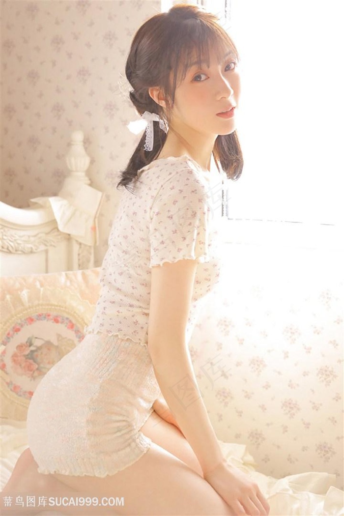 亚洲国产情侣偷自在线